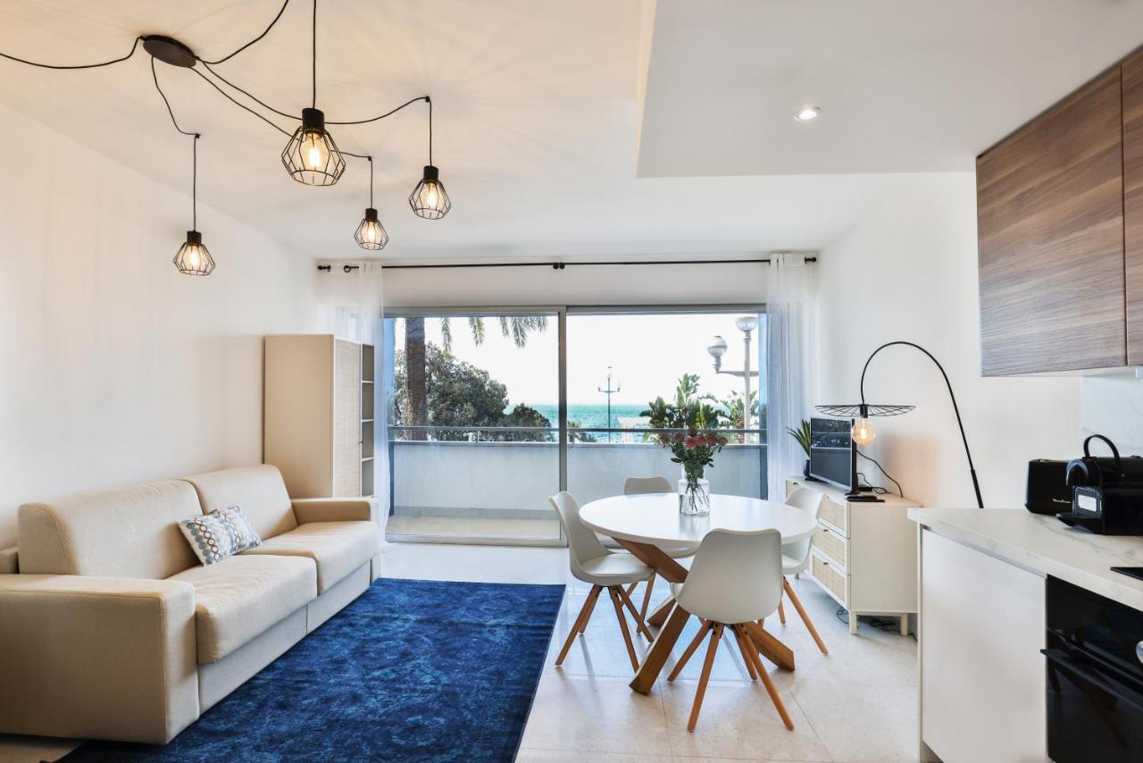 Appartamento Incroyable Vue Mer, 2 Pieces Refait A Neuf Avec Piscine Sur Le Toit/ Wifi/ac